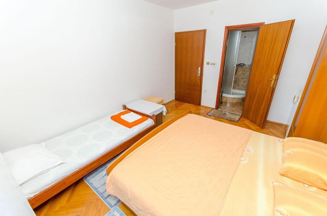 Apartments Moloco 德尔韦尼克 外观 照片