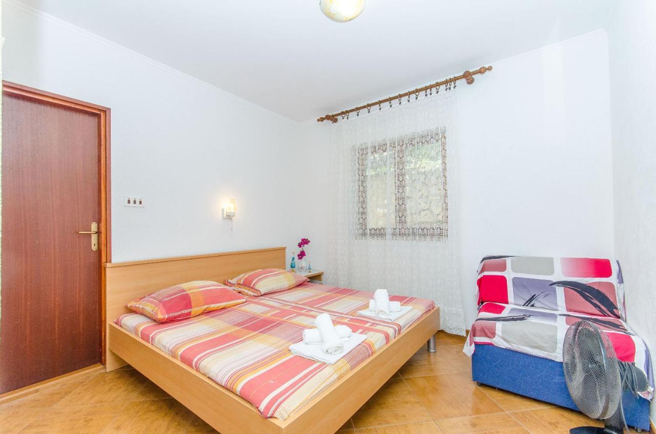 Apartments Moloco 德尔韦尼克 外观 照片